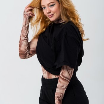 Танцевальная студия TODES – преподаватель Бунина Варвара Дмитриевна