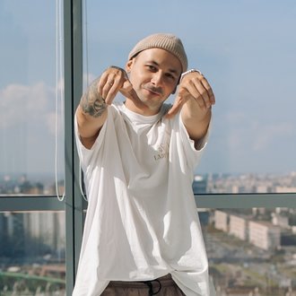 Танцевальная студия TODES – преподаватель Бикин Артем Сергеевич