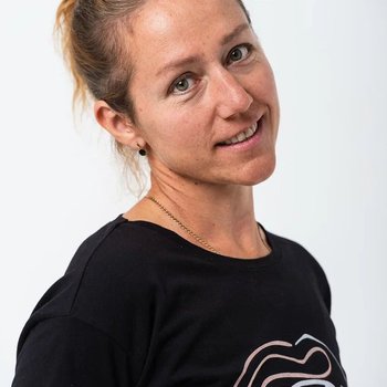 Танцевальная студия TODES – преподаватель Бондарева Зинаида Вячеславовна