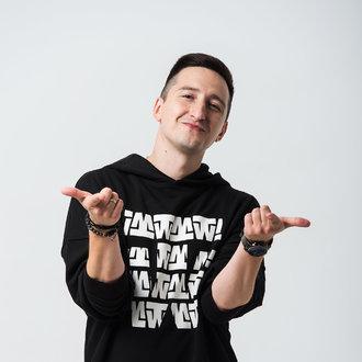 Танцевальная студия TODES – преподаватель Тарасов Денис Павлович