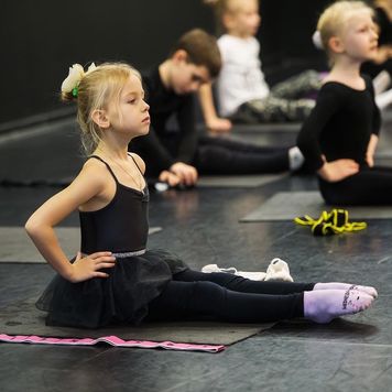 Танцевальная студия Аллы Духовой TODES